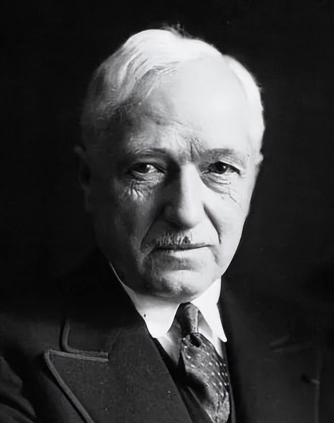 中国足球唯一一次进入世界杯历程,国际足球世界杯的历史与现状