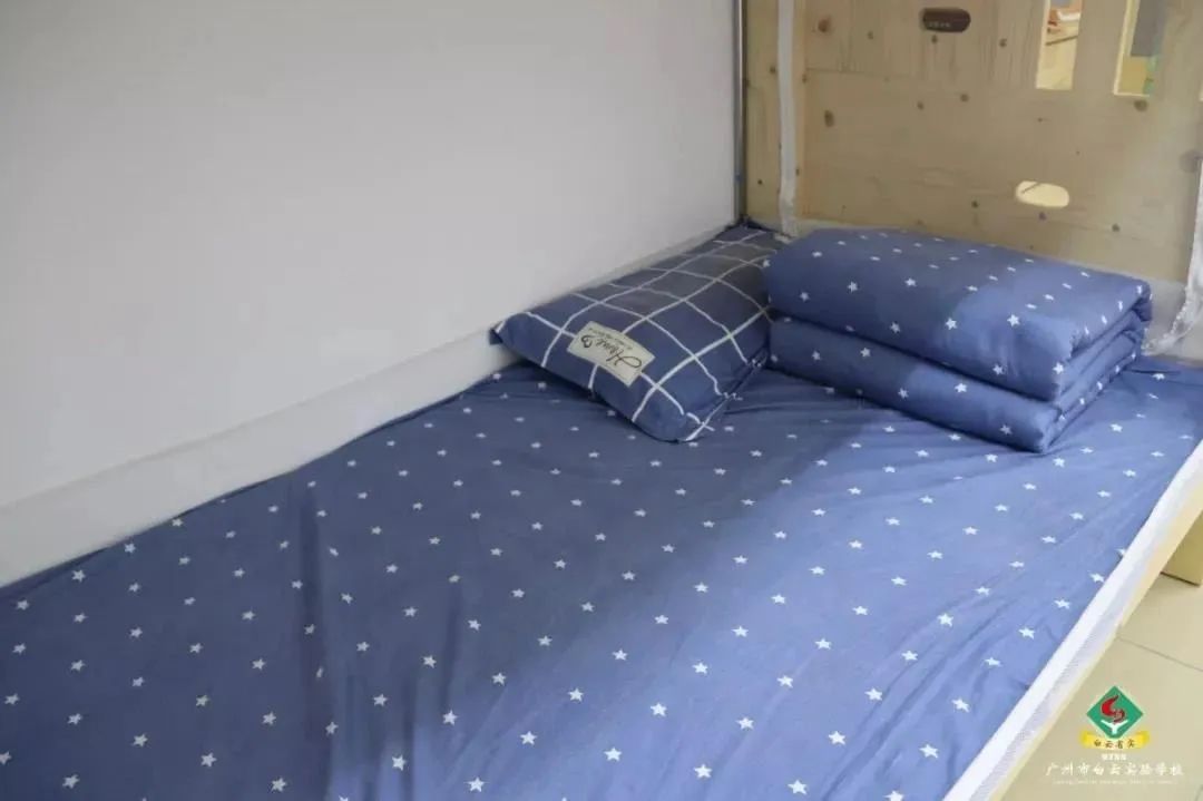 广州公办初中哪个有住宿,广州哪个初中学校住宿最好