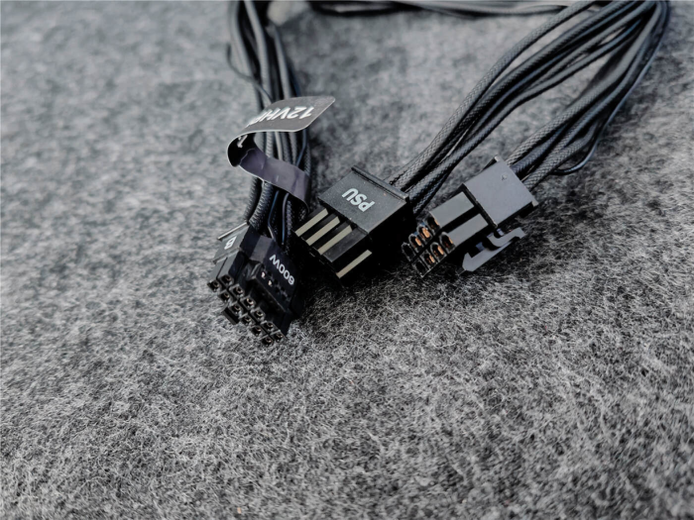 安钛克金牌全模组750w拆解,安钛克白金电源