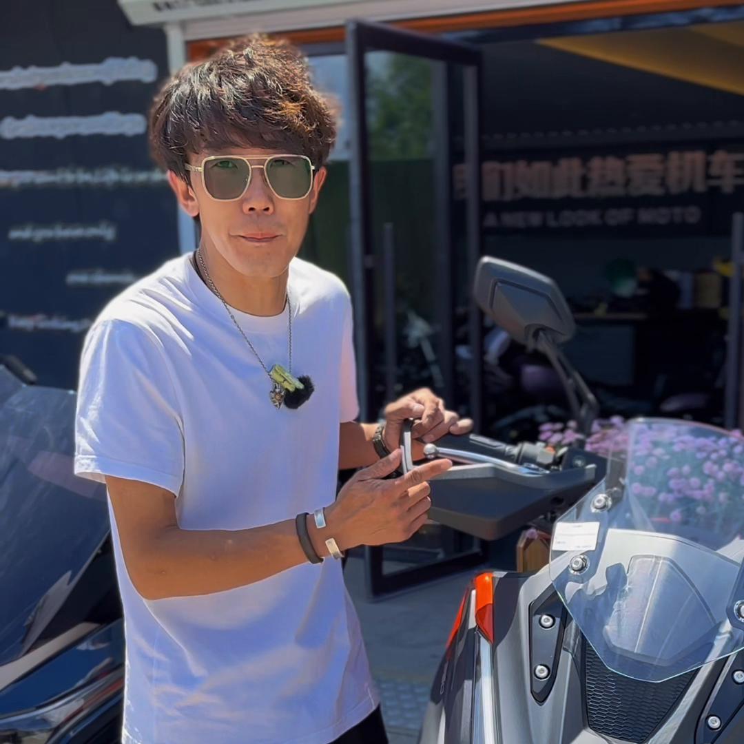 中年人踏板摩托车,人到中年腰不好