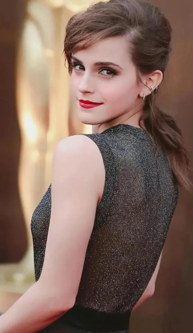 最新名单来了，好莱坞最美的10位女演员出炉：德普前妻高居第7名