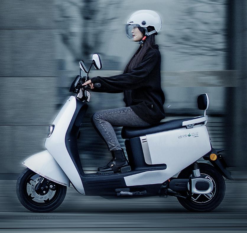 雅迪绿源爱玛小刀电动车哪个好,雅迪新日小刀哪个电瓶车好用