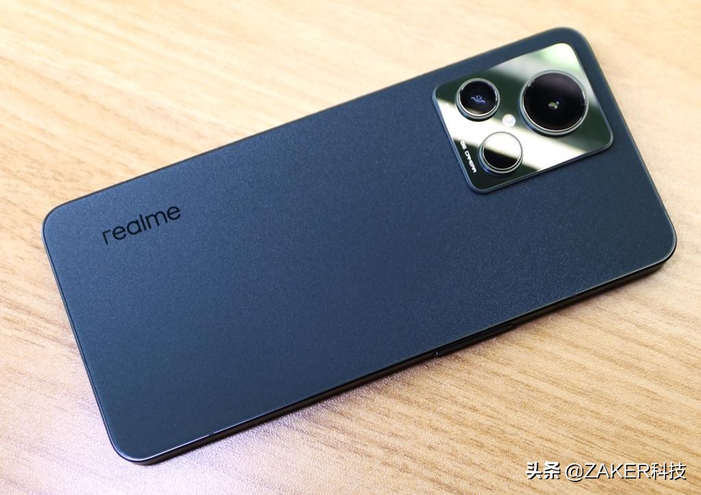 真我gt大师探索版小白深度测评,真我gt2大师探索版评测小白测评