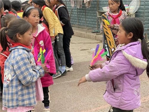 为中国足球梦想助力,为农村孩子筑梦爱心公益活动