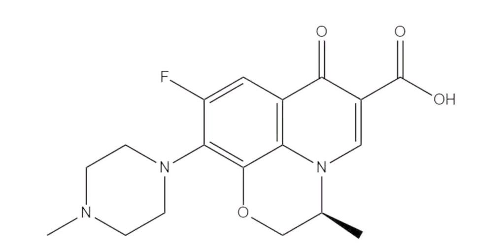 使用左氧氟沙星需要注意哪些,服用左氧氟沙星胶囊的注意事项