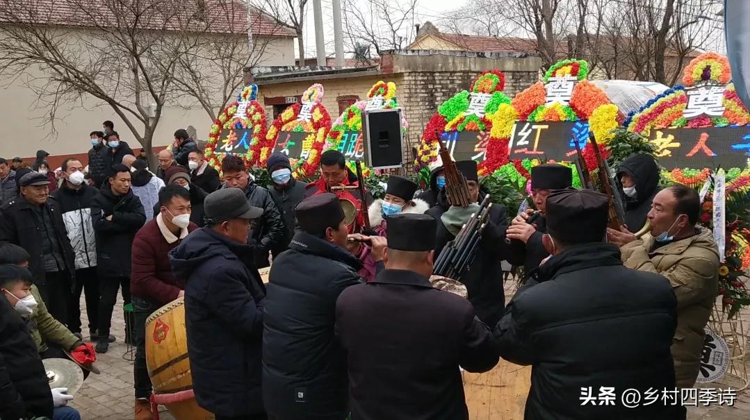 102岁老太太出殡,80岁老太太出殡