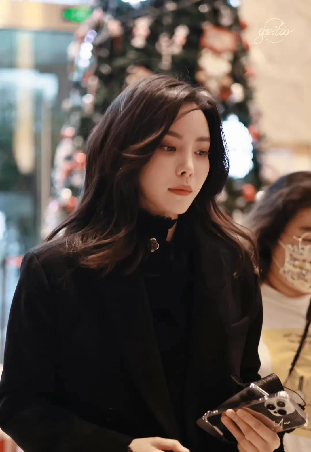 芒果于文文郑秀妍王心凌,于文文吃芒果演技炸裂现场