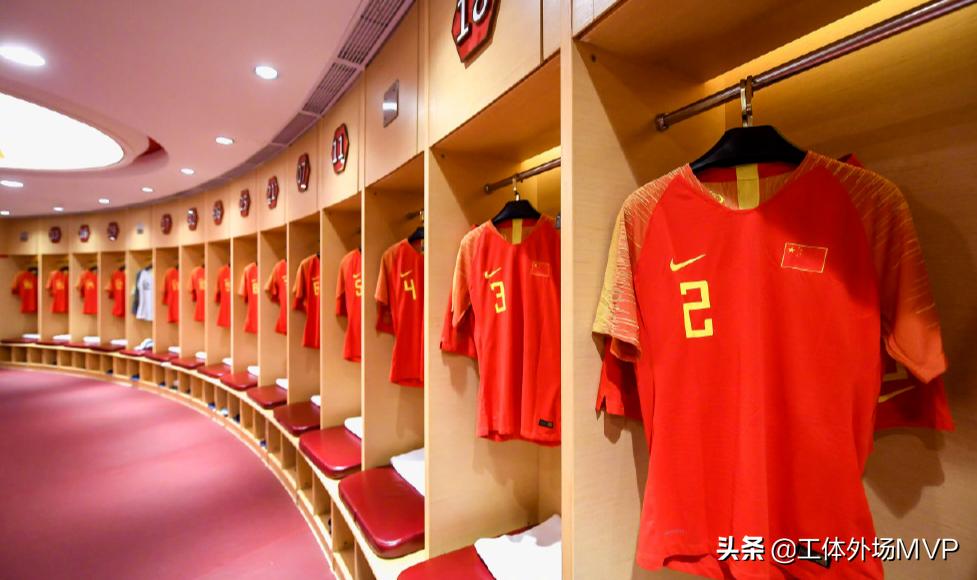 如何看待中国国足,中国足球球员对国足看法