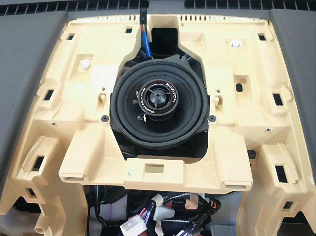 酷路泽升级大喇叭,丰田酷路泽改装蜗牛喇叭