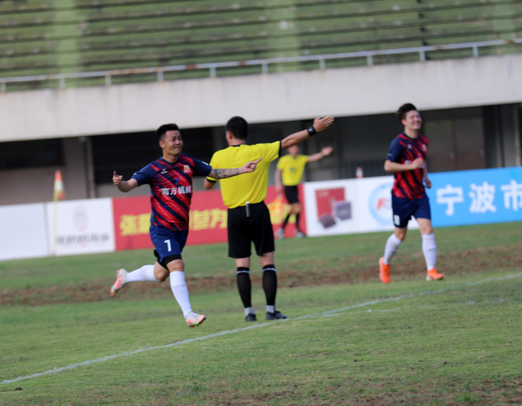 2019宁波足球超级联赛,奉化南方机械足球队决赛