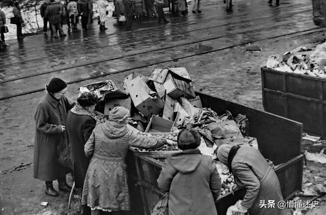 90年代中国首富:入狱18年妻离子散,小28岁小姨子为他不离不弃