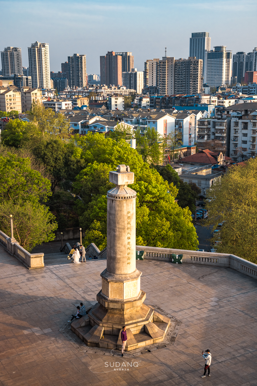武汉建桥实力世界第一,武汉第一座长江大桥始建于哪一年