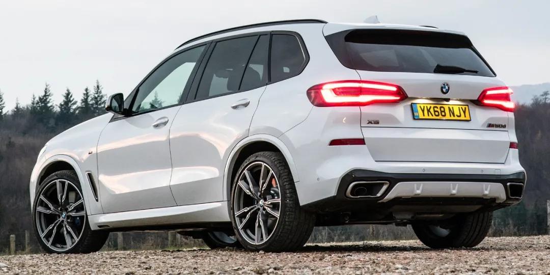 宝马x5新款车身都是铝合金的吗,宝马X5长啥样