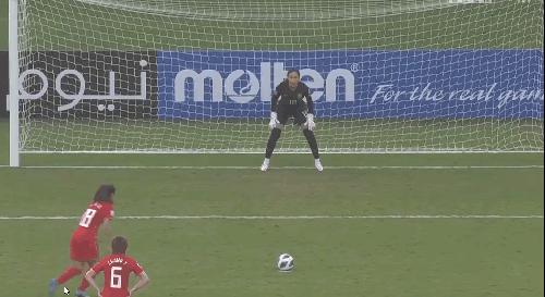 压哨绝杀中国女足3-2逆转韩国,铿锵玫瑰中国女足20秒短片