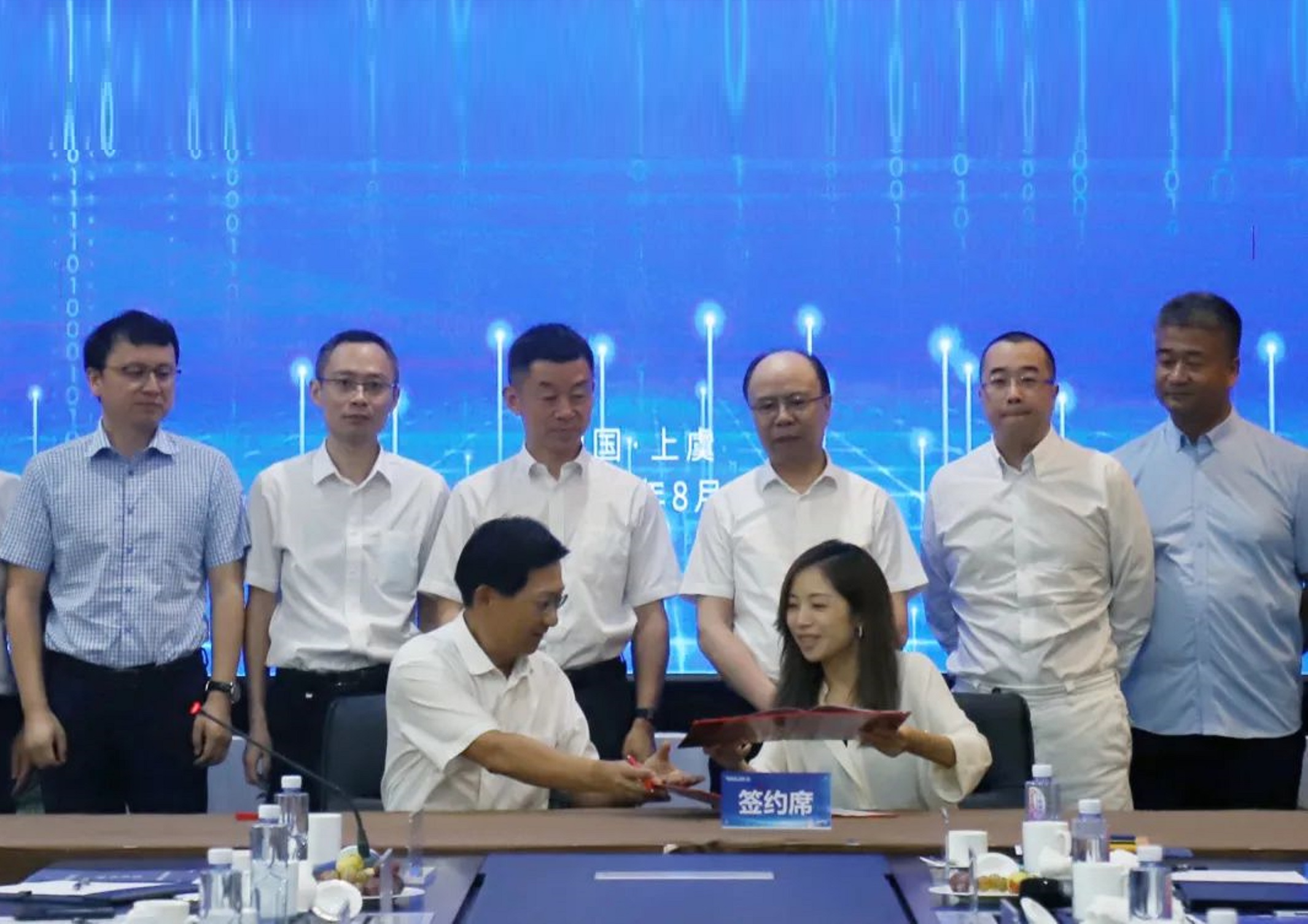 浙江绍兴“80后”姑娘：控制36家企业，一年进账430.458亿