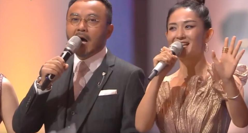 24年来守护着4个兄妹,最后却一个都留不住,何炅老了,都结束了