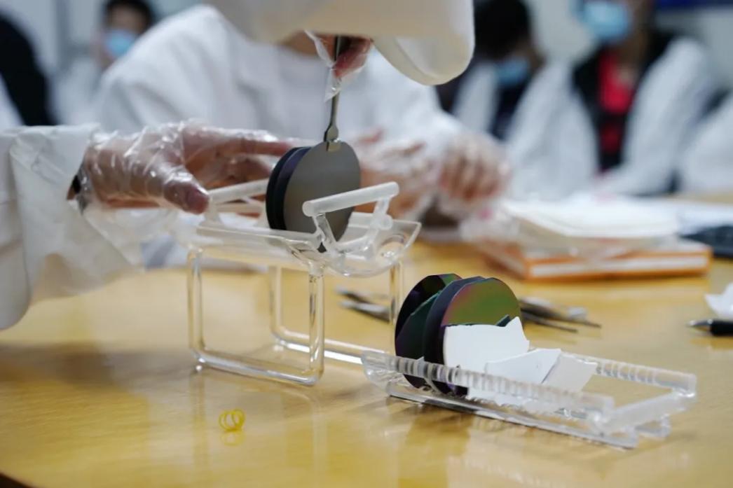 圆梦今夏，筑梦成电|科技人文篇之“科技篇”