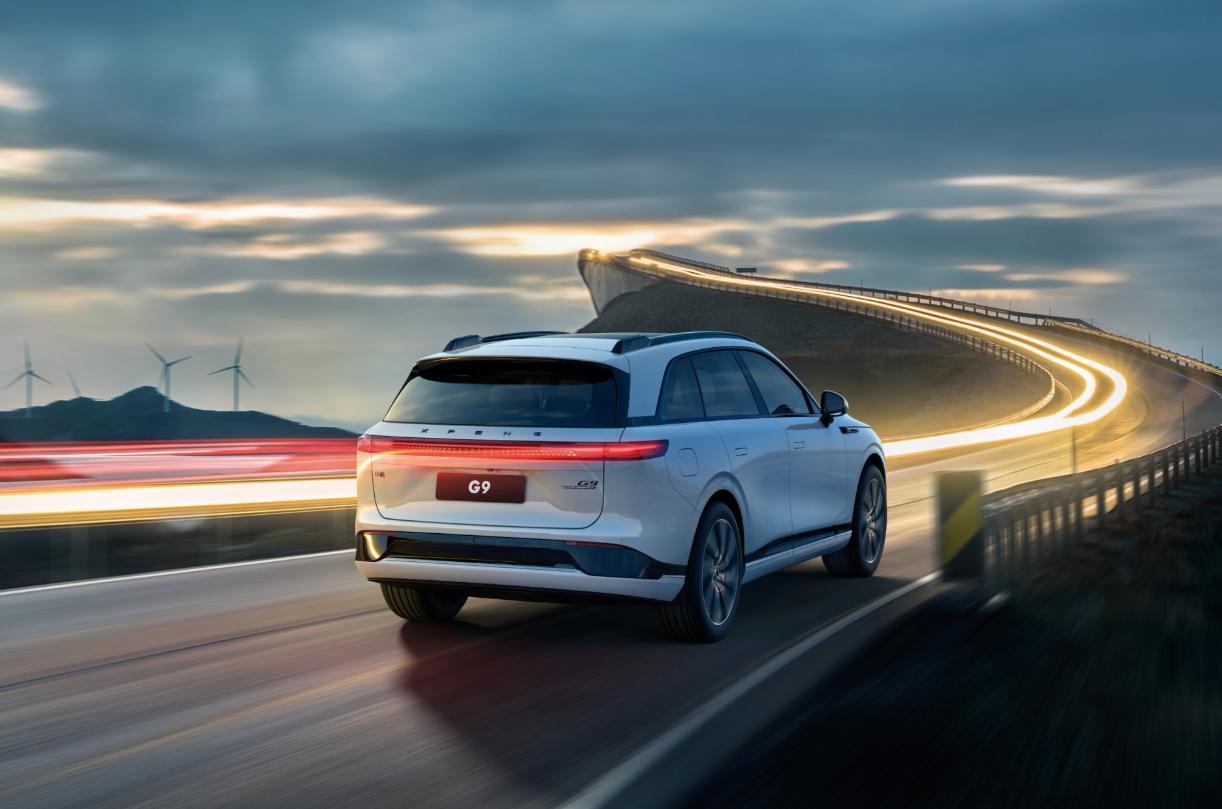 人脸识别小鹏,小鹏回应人脸识别需对车头半跪