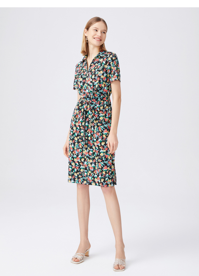 30岁女生穿什么牌子精致,30女人穿什么牌子衣服减龄