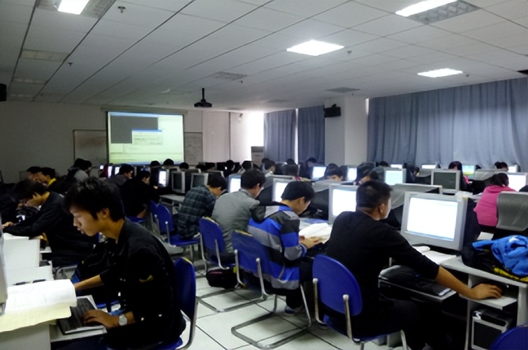 走出教学名师,学科带头人!湖北师大硬核学院:就业率高,值得报考