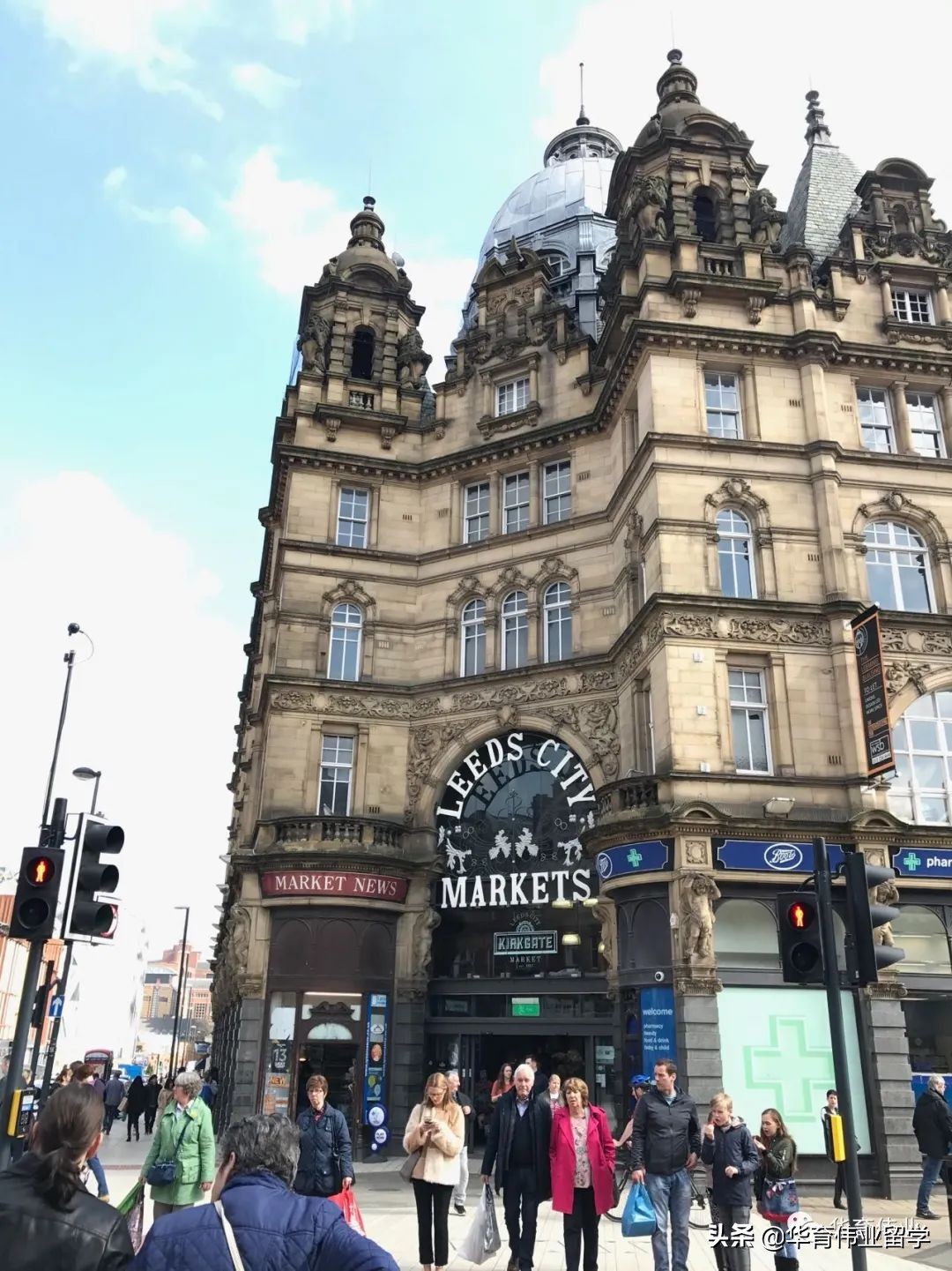 在利兹读研时打卡张国荣读的纺织学院，《指环王》作者是学校老师