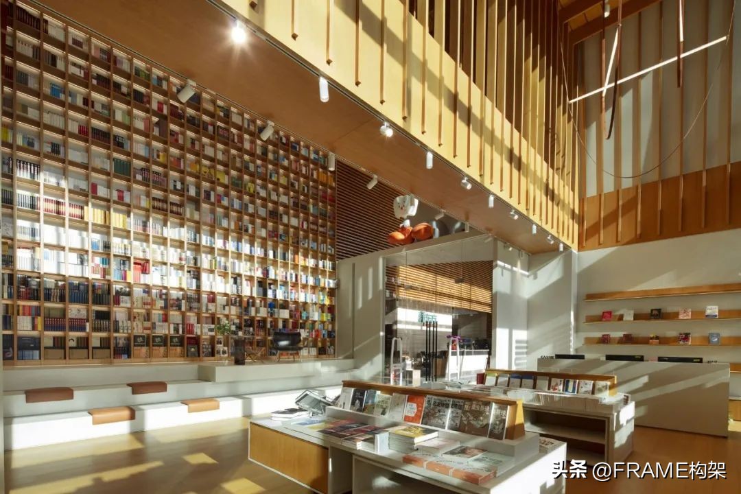 中国的网红书店,网红书店是颜值重要还是内涵重要