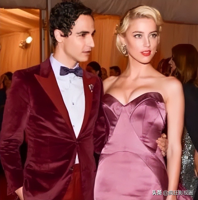 好莱坞不敢封杀，世界首富保驾护航，美国“女海王”要锤爆船长了