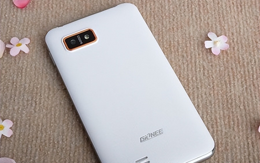 2018年，金立集团创始人刘立荣，一把输掉7亿美金：*场赌**套路多深