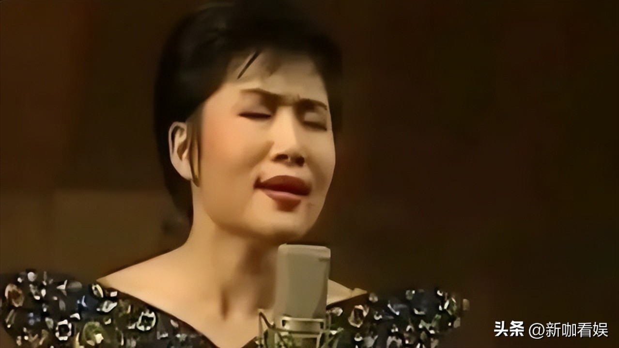 歌手李娜出家后还俗了吗,歌手李娜当年为什么出家