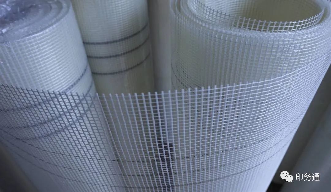 几种常见的喷绘材料,普通喷绘布和高清喷绘布的区别