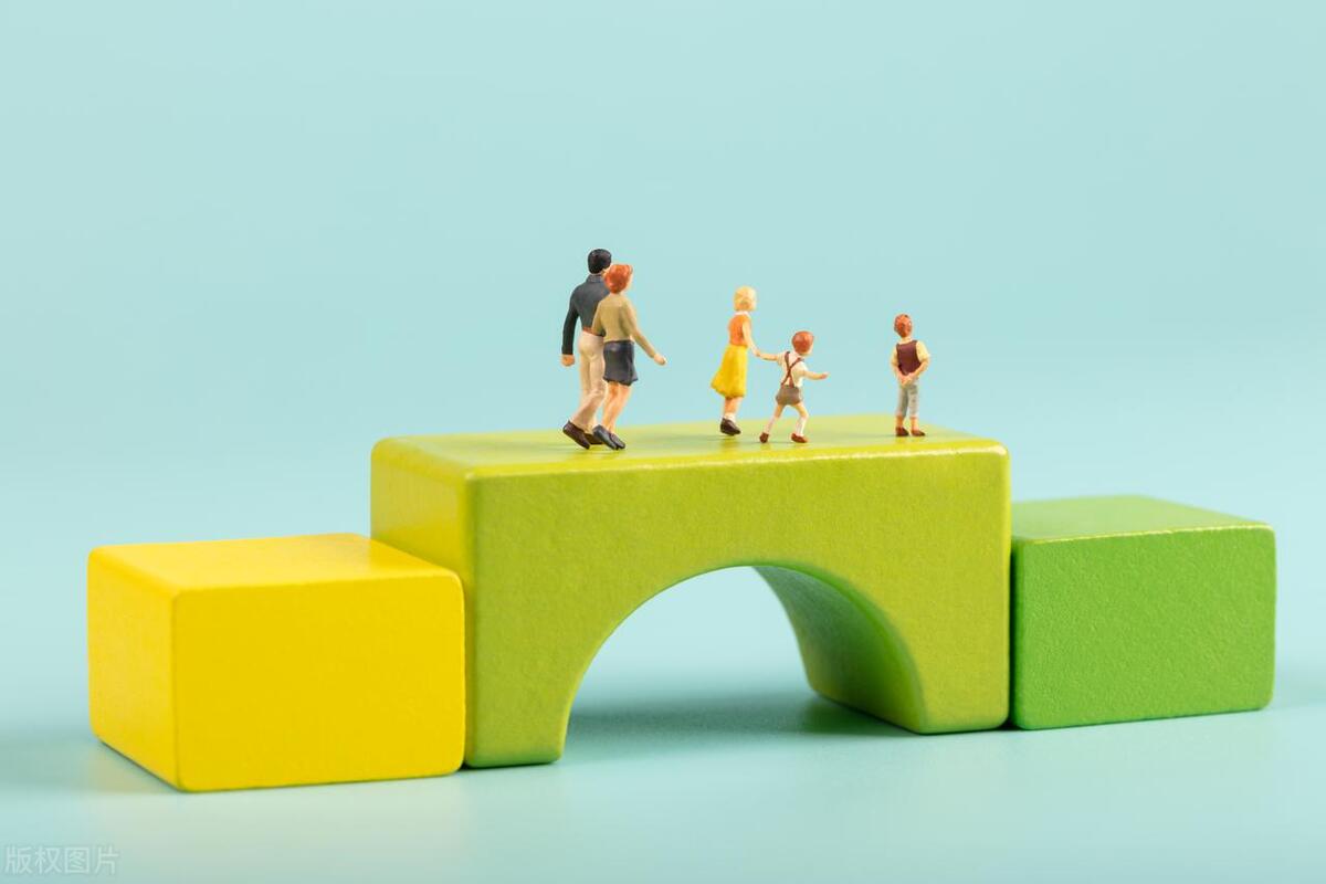 职场妈妈如何摆脱两难困境,如何化解职场妈妈的两难处境