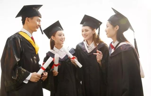 2023年考生是选学校还是选专业好,2023年大学报专业注意事项