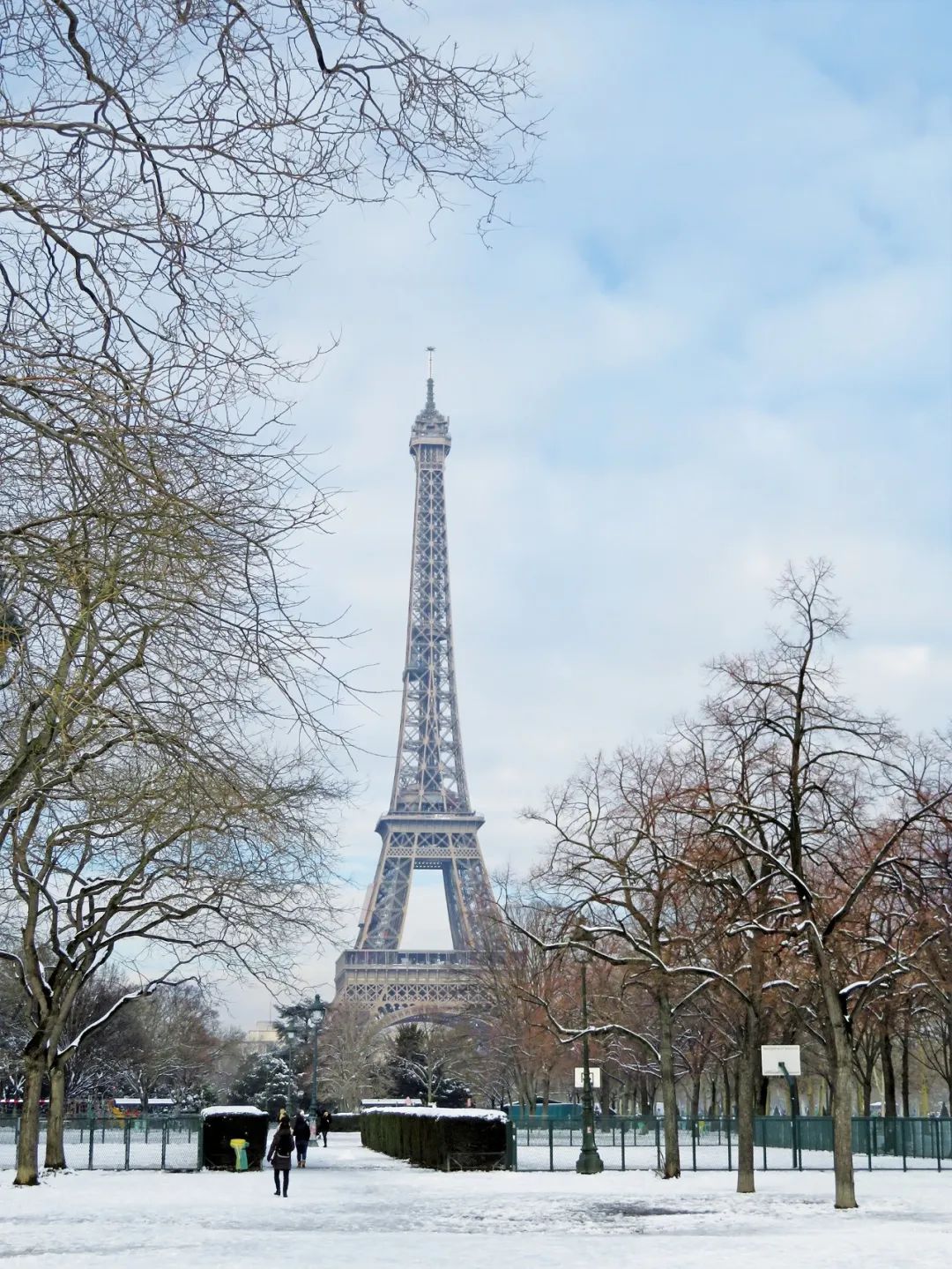 一座铁塔,怎么能如此阿娜多姿