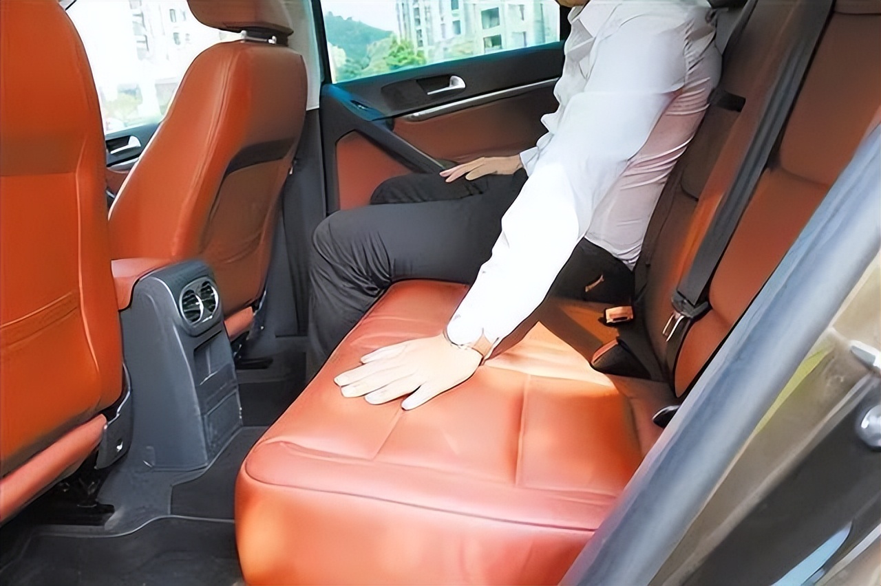 夏天车内快速降温的正确使用方法,夏天车内快速降温