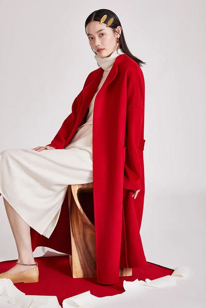 今年双面羊绒大衣流行什么颜色,今年最流行什么颜色的大衣