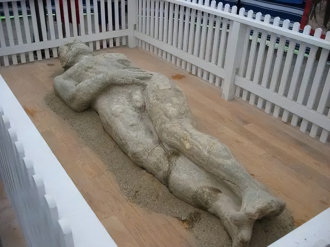 墨西哥展示外星人尸体,墨西哥公布外星人尸体