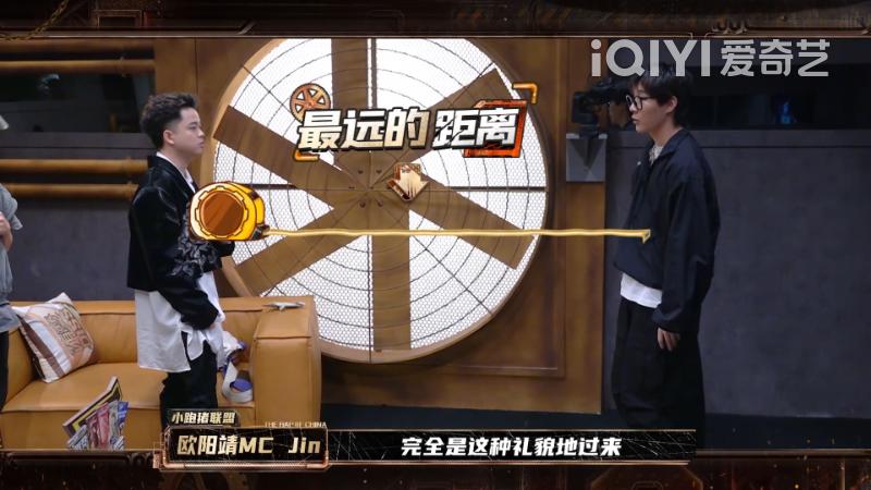 两首歌+选四个人能水一个小时？