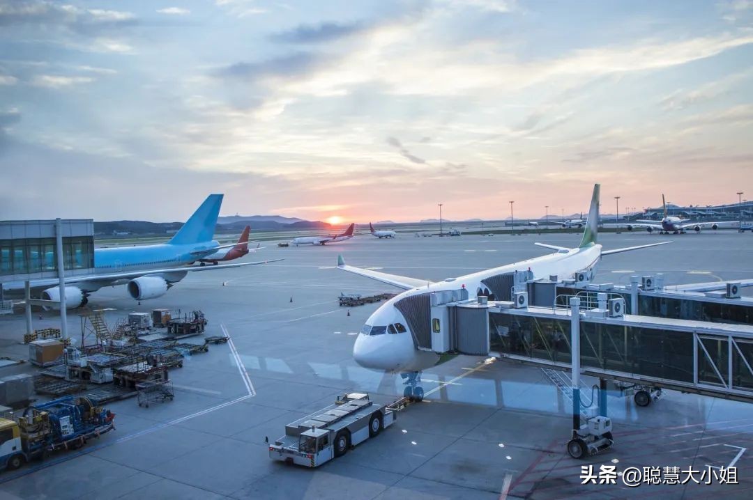 中国人入境韩国被挂黄牌视频,中国游客入韩被挂黄牌