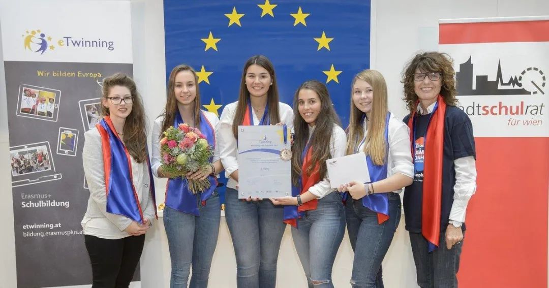 喜提两次奖学金,喜提第一次奖学金