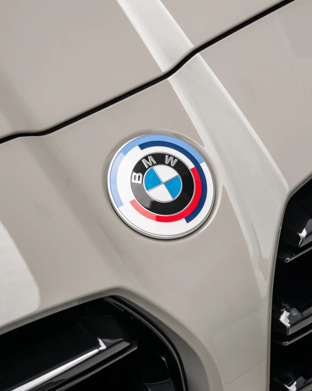 宝马油漆色号大全,宝马车漆颜色代码大全