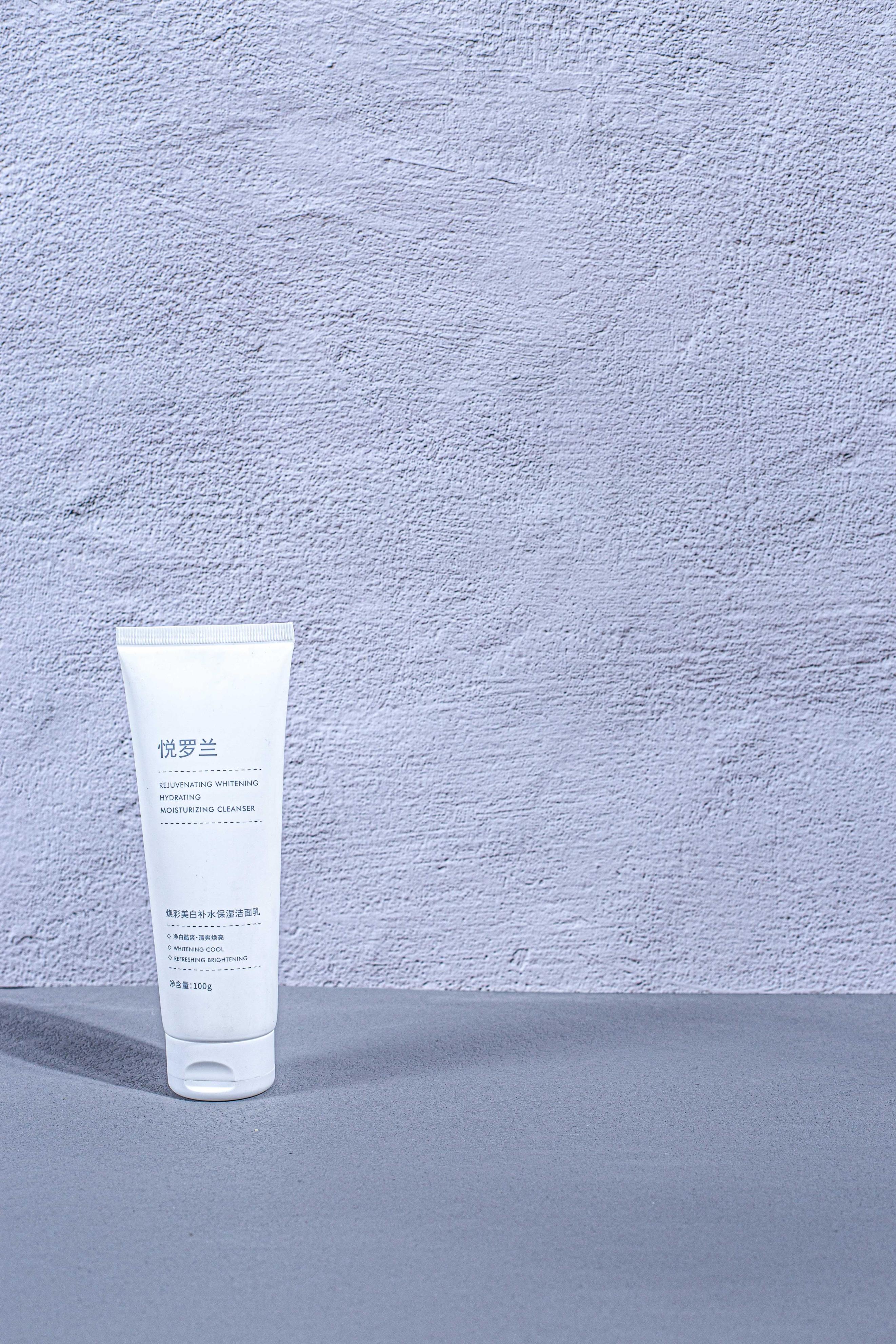 什么品牌的男士洗面奶最好用,男士洗面奶与女士洗面奶有区别吗