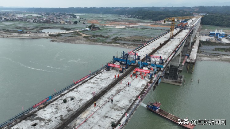 冲刺“年终考”宜宾拼出全年发展好成绩