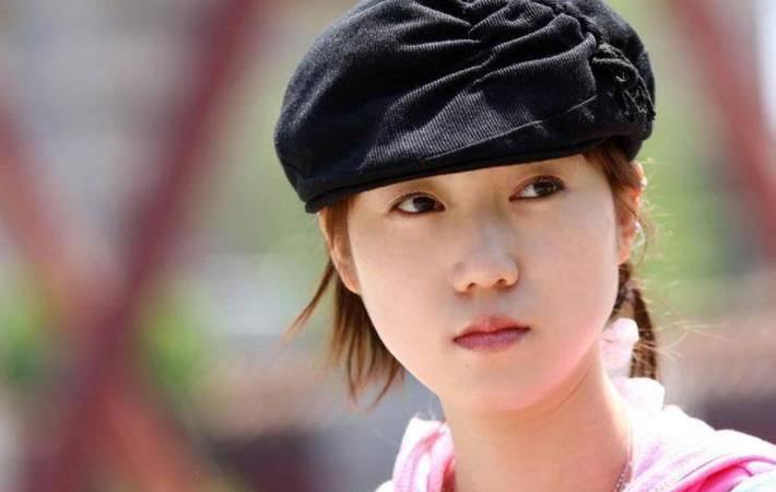 “网红模特”*筱雨张**,出道一年拍21套人体写真,现38岁仍单身未婚