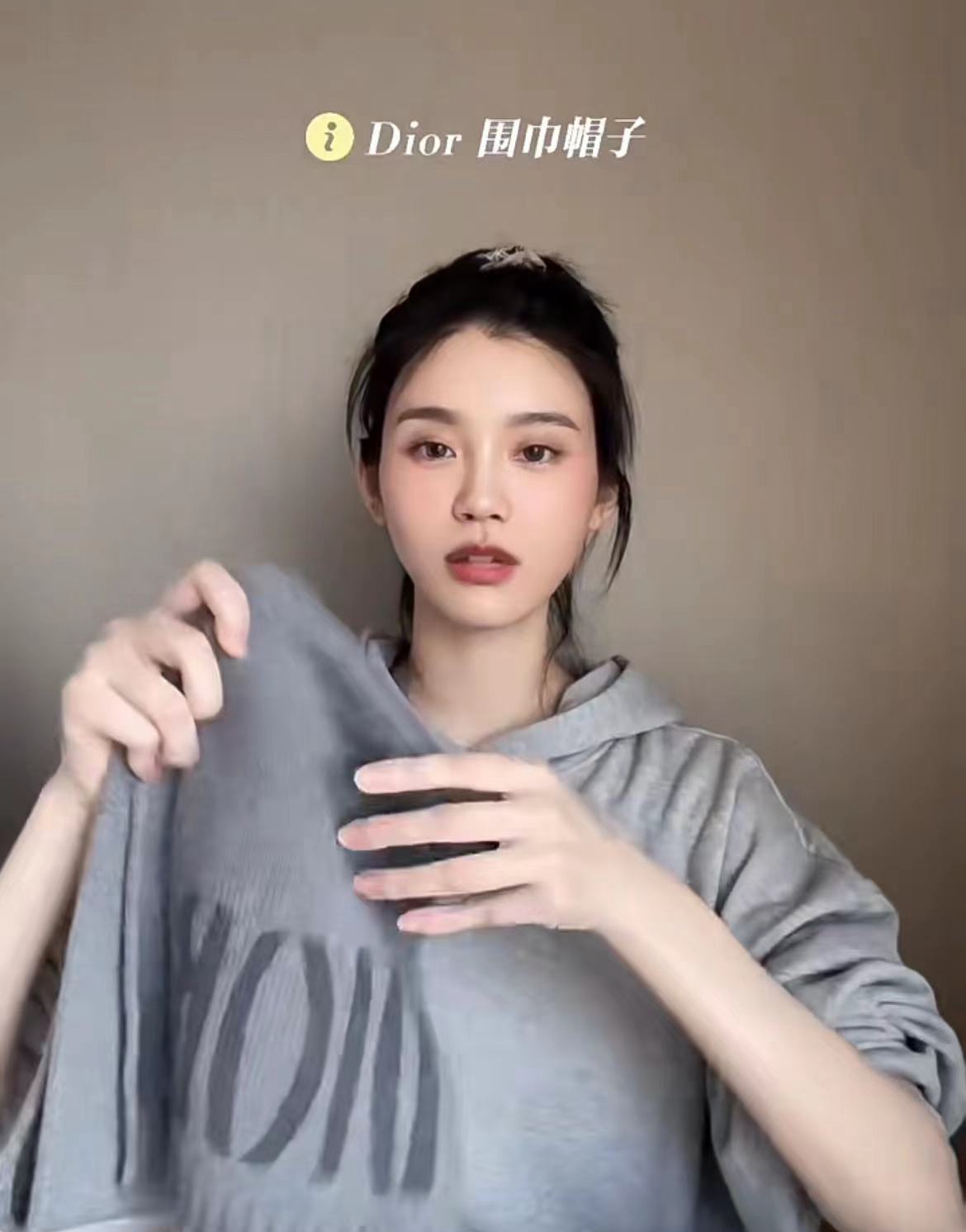 奚梦瑶1岁女儿背名牌包,奚梦瑶女儿庆生