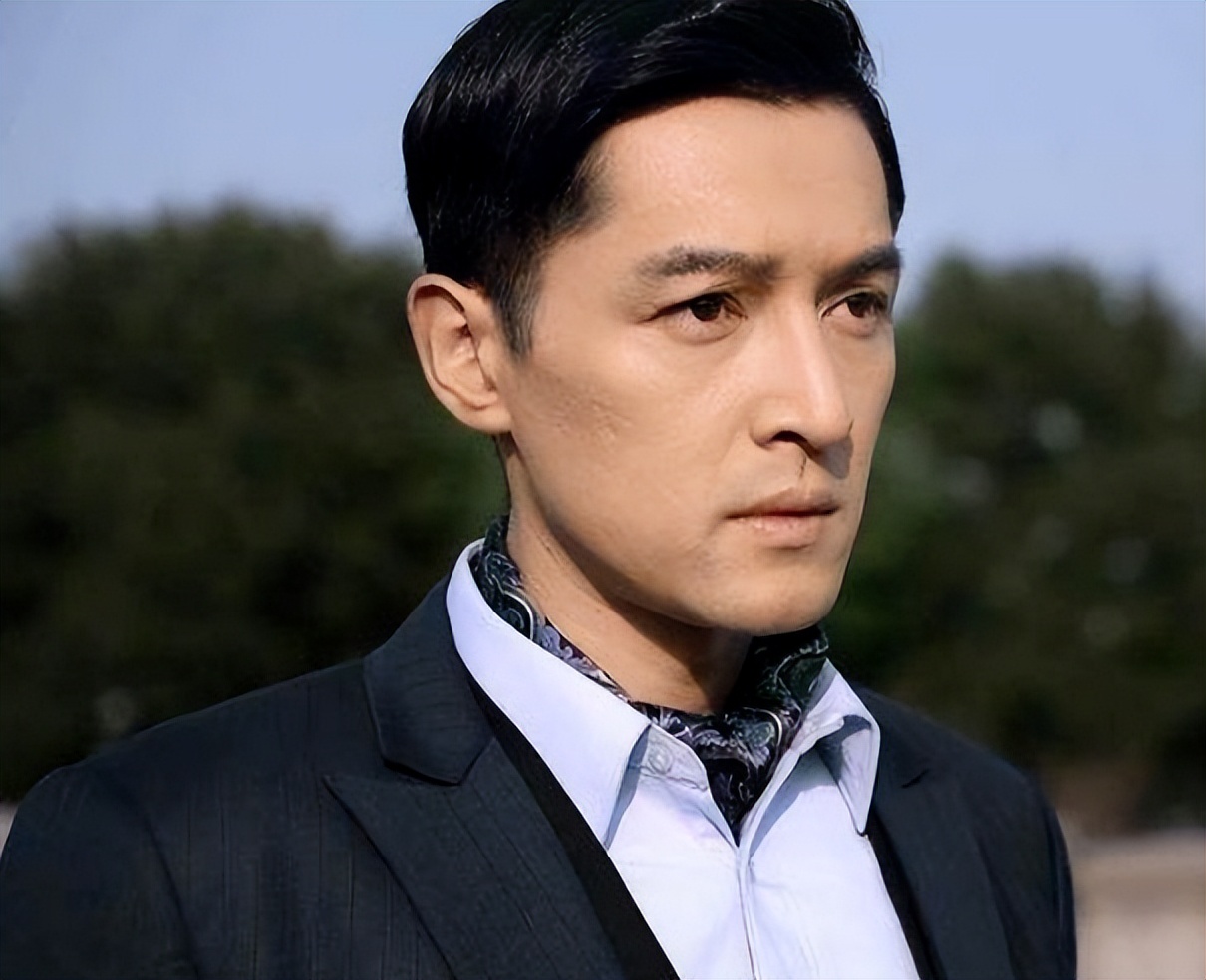 胡歌有多成熟稳重,胡歌的艰难历程