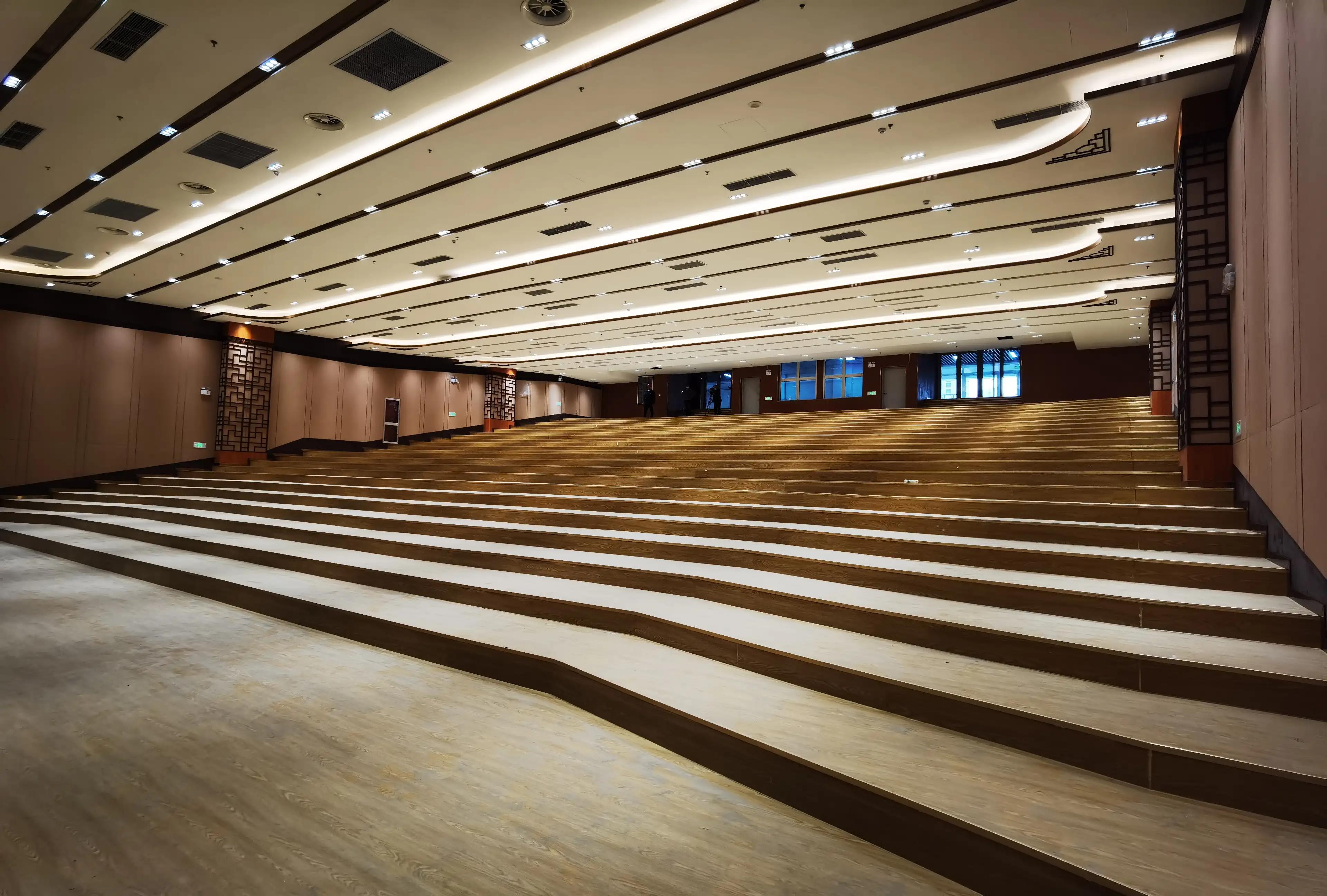 青岛实验初中探校,青岛实验中学游泳馆