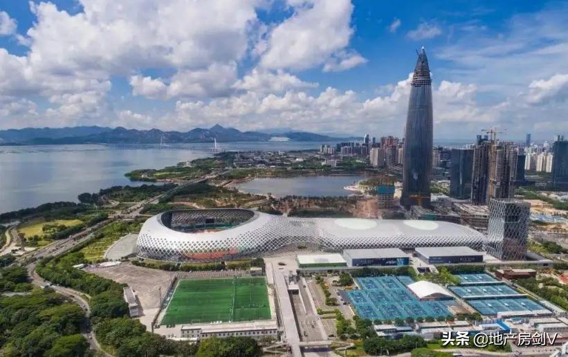 西安国际足球中心谁建的,华润置地代建西安陆港医院项目