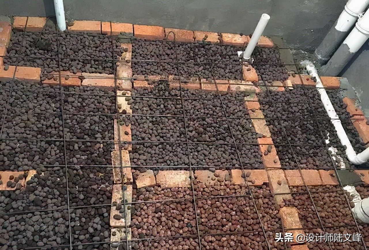 卫生间水管施工要注意这4项,卫生间薄贴瓷砖需要做二次排水吗