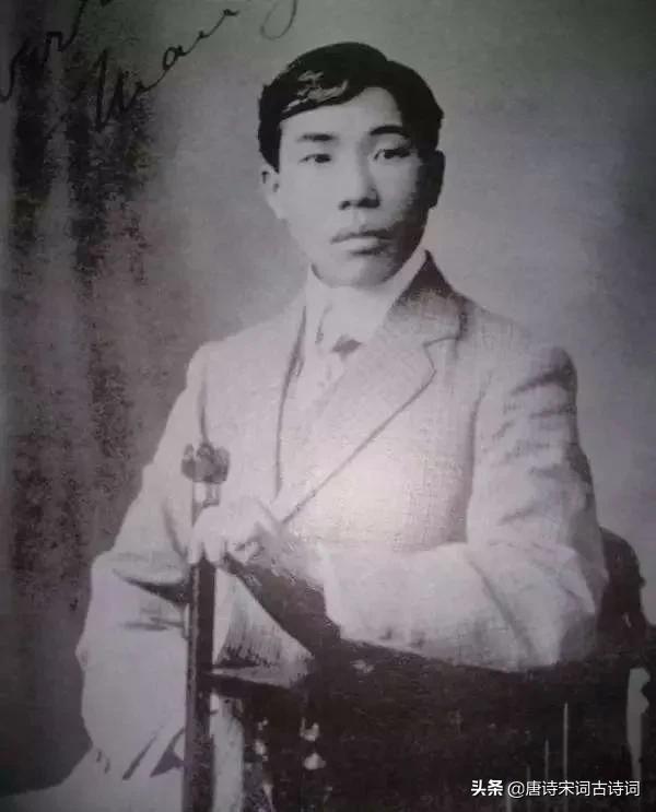 一袭袈裟一叶一菩提男女对唱版,一袭袈裟的诗句完整版