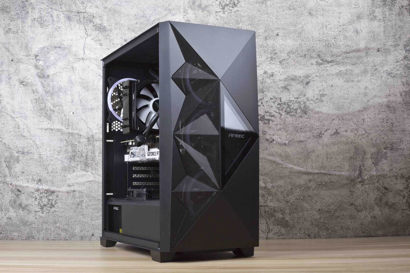 千元高配值得入吗？技嘉小雕B660MAORUSELITEAXDDR4体验